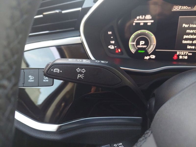 Audi Q3 Sportback usata a Bari (17)