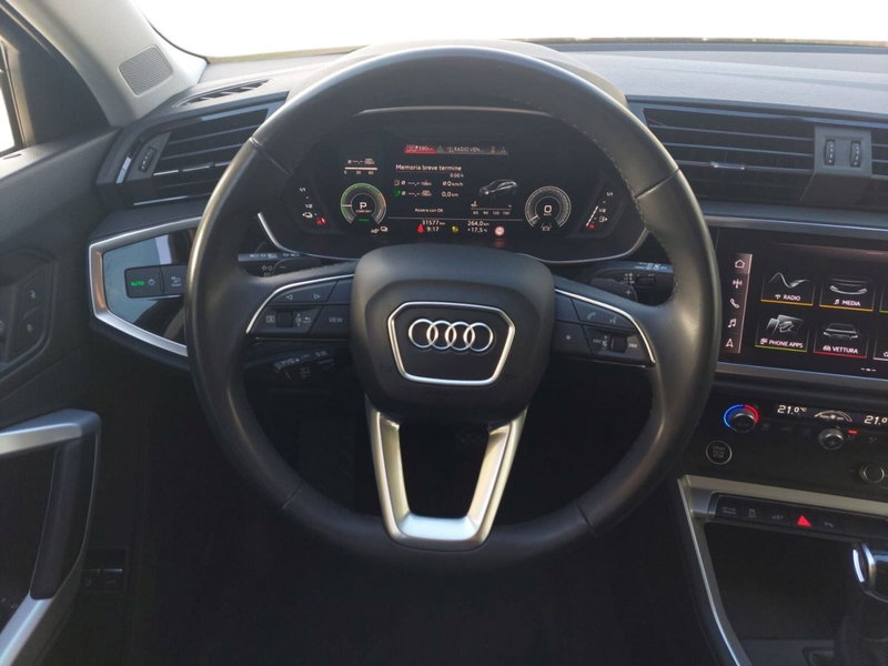 Audi Q3 Sportback usata a Bari (3)
