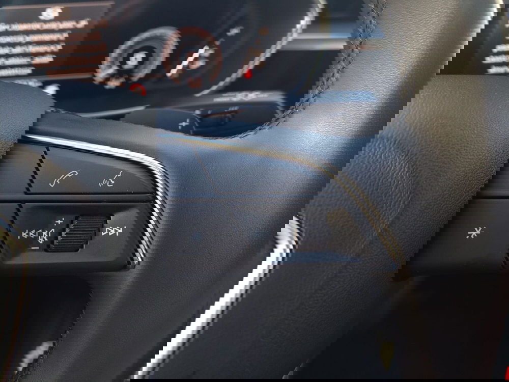 Audi Q3 Sportback usata a Bari (7)