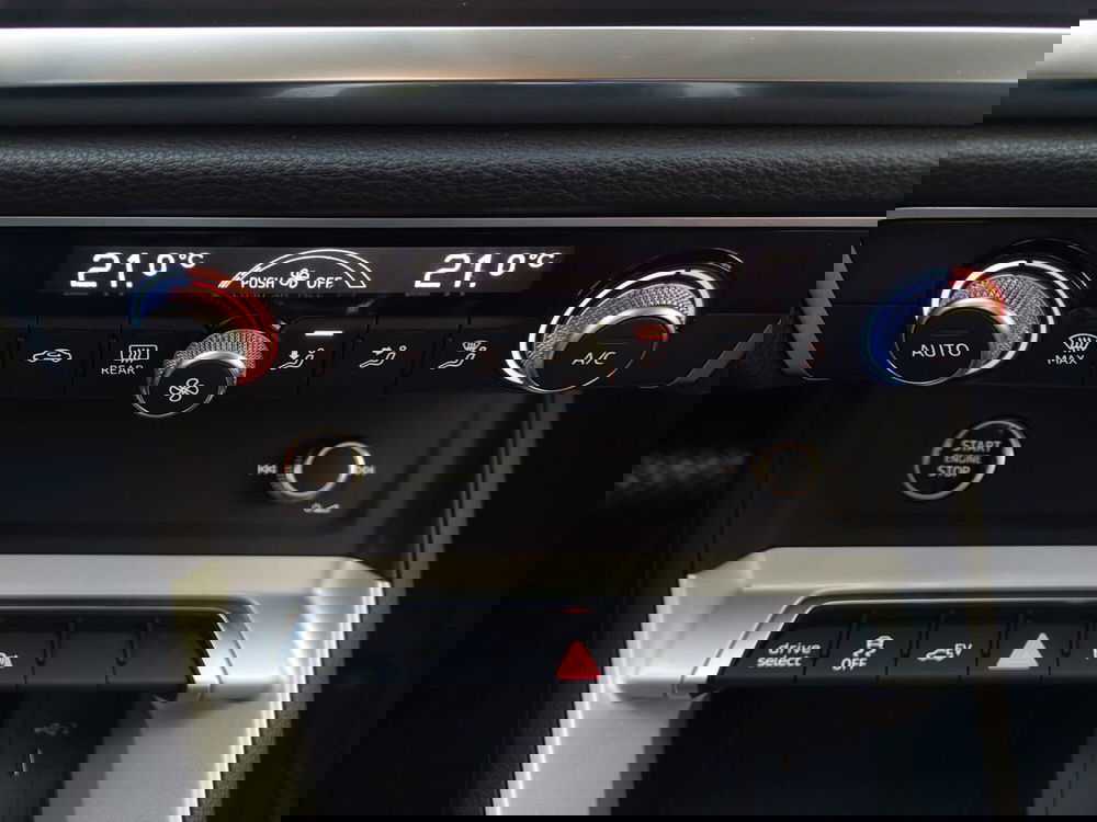 Audi Q3 Sportback usata a Bari (8)