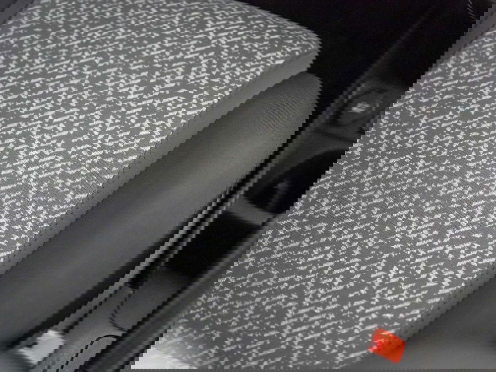 Lancia Ypsilon usata a Foggia (16)