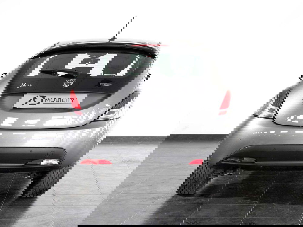 Lancia Ypsilon usata a Foggia (3)