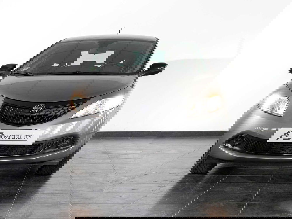 Lancia Ypsilon usata a Foggia (4)