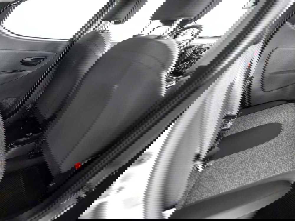 Lancia Ypsilon usata a Foggia (7)