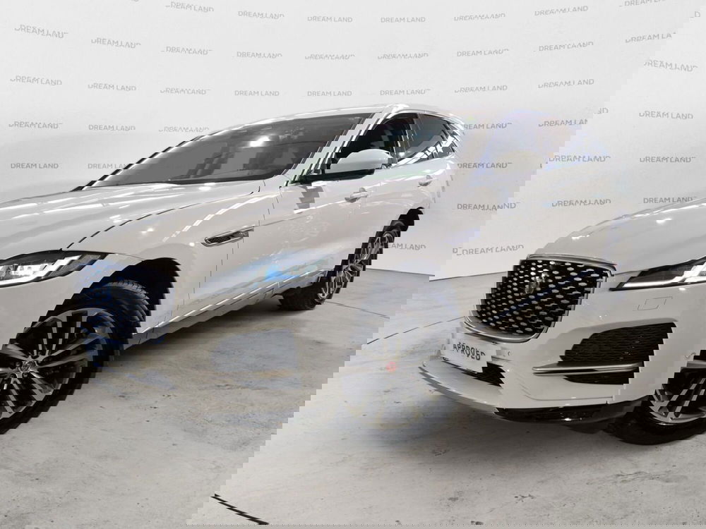 Jaguar F-Pace usata a Livorno
