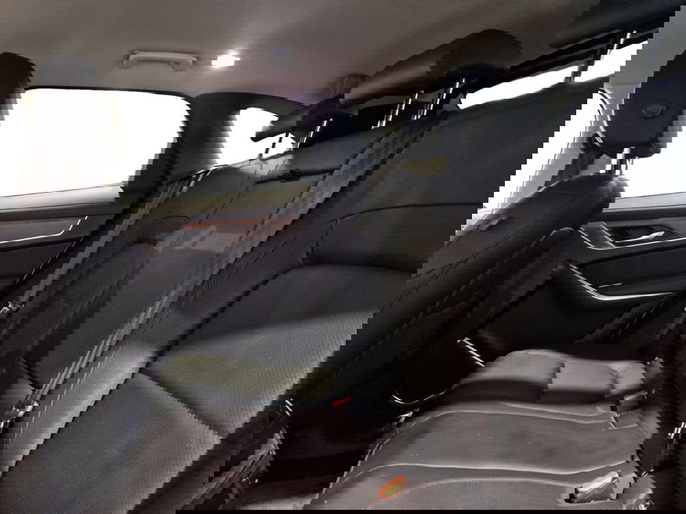 Jaguar F-Pace usata a Livorno (5)