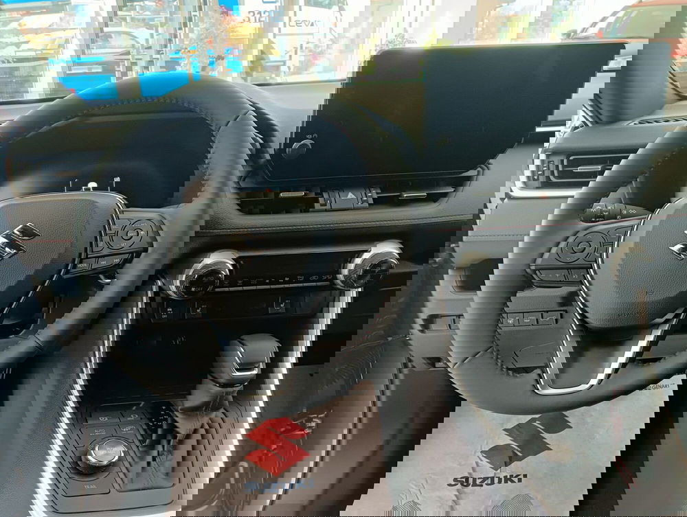 Suzuki Across nuova a Milano (12)