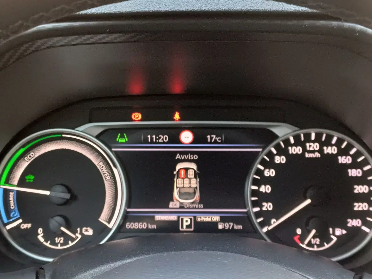 Nissan Juke usata a Modena (18)