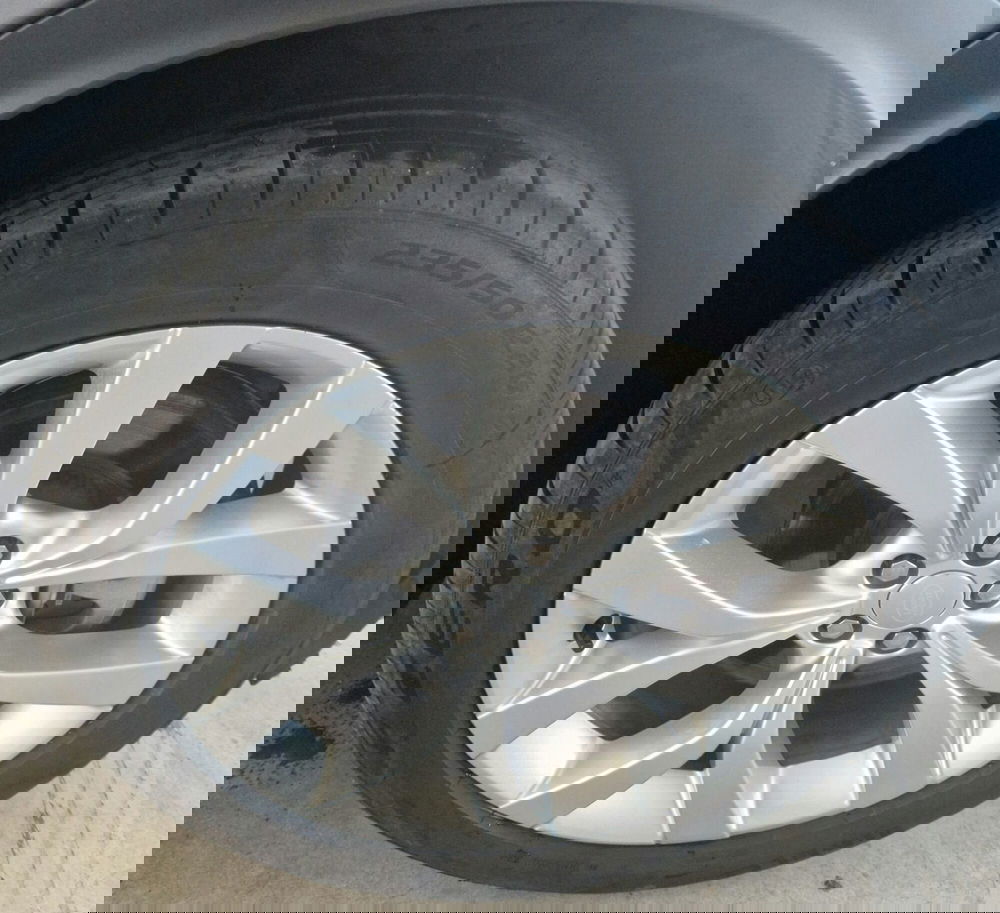 Land Rover Discovery Sport usata a Terni (11)