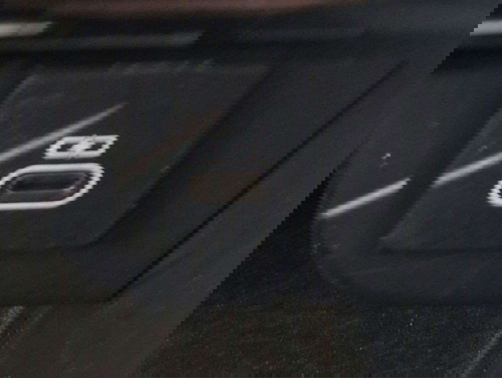 Land Rover Discovery Sport usata a Terni (14)