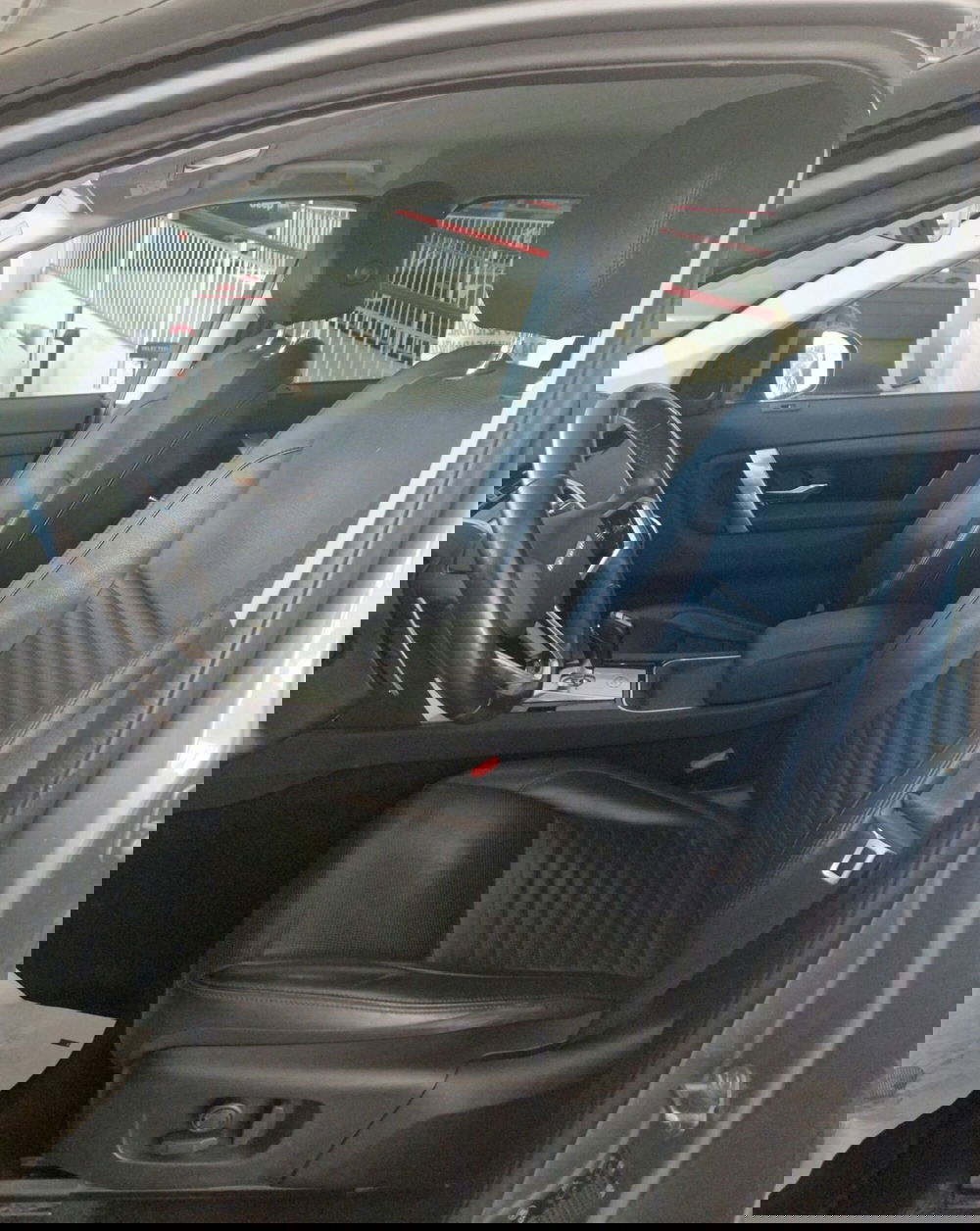 Land Rover Discovery Sport usata a Terni (7)