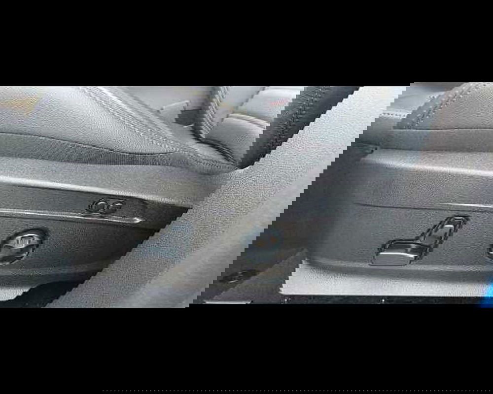 Alfa Romeo Stelvio usata a Venezia (11)