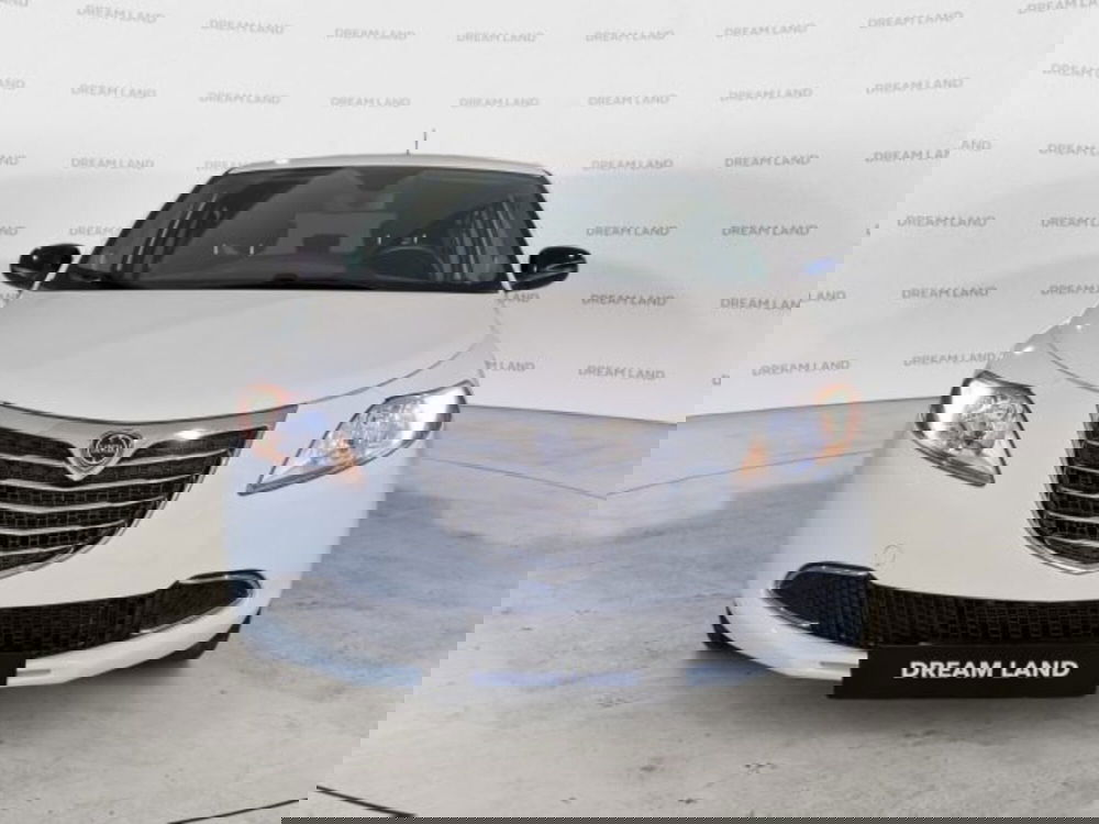 Lancia Ypsilon usata a Livorno (2)