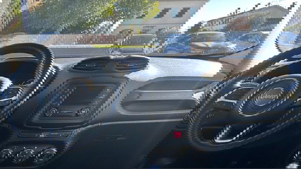Jeep Renegade usata a Livorno (6)