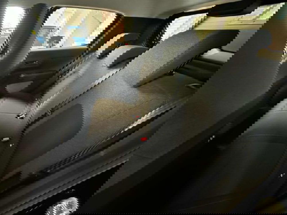 Citroen C3 Aircross nuova a Milano (4)