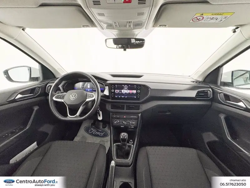 Volkswagen T-Cross usata a Roma (10)