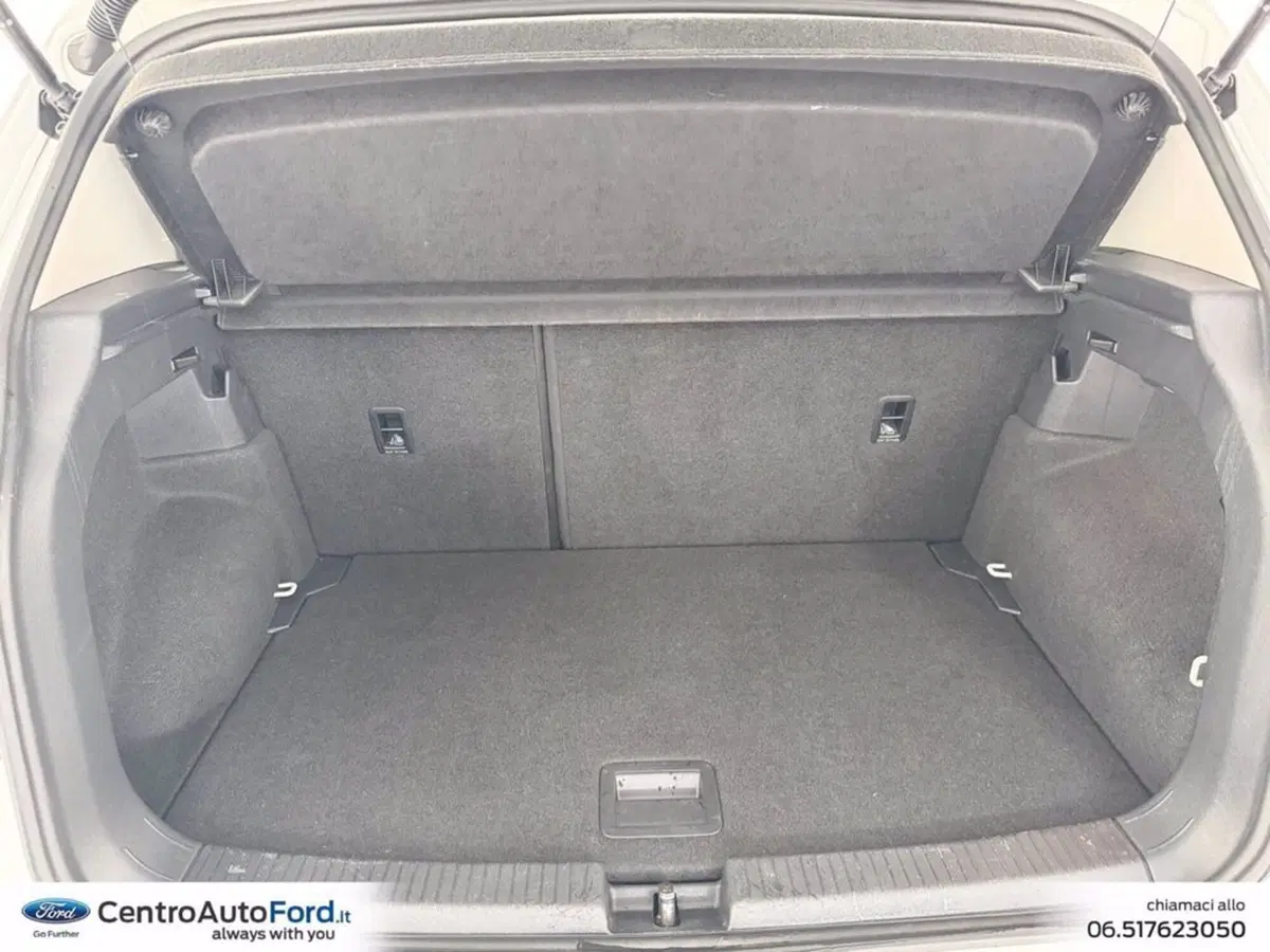 Volkswagen T-Cross usata a Roma (11)