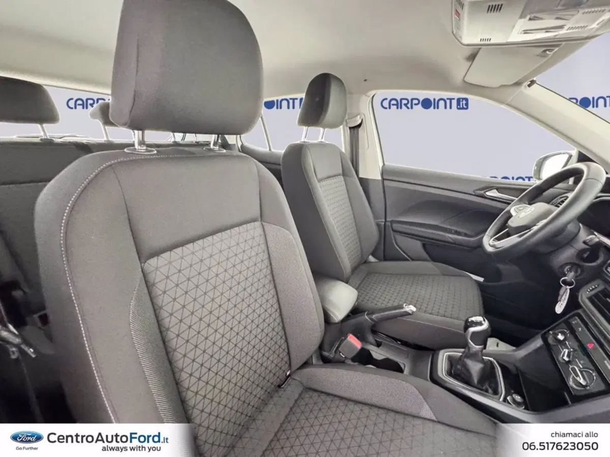 Volkswagen T-Cross usata a Roma (7)
