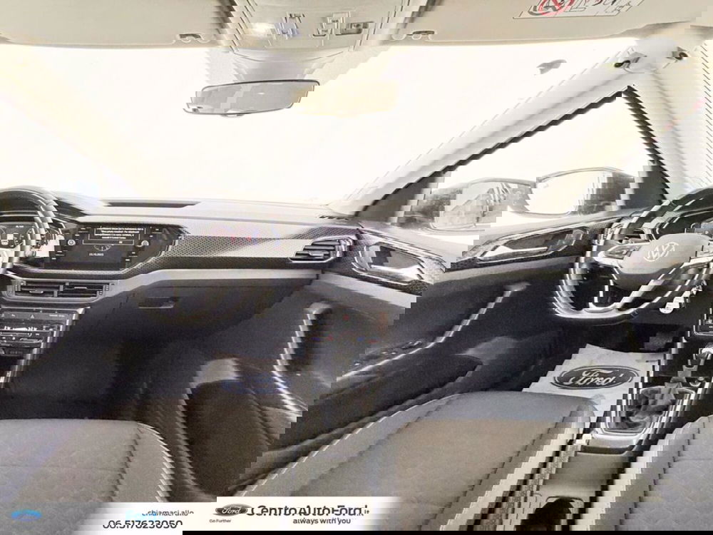 Volkswagen T-Cross usata a Roma (10)