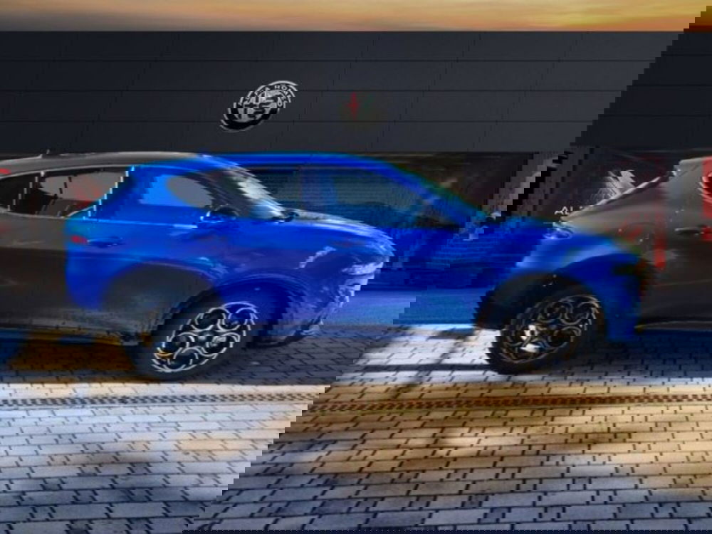 Alfa Romeo Tonale nuova a Monza e Brianza (4)