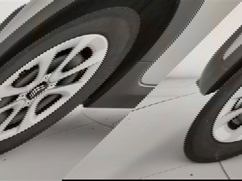 Citroen C3 usata a Bari (12)