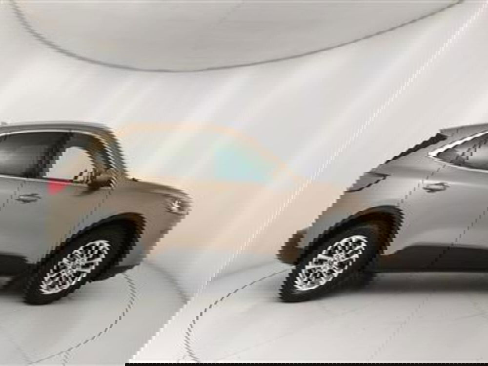 Ford Kuga usata a Bari (9)