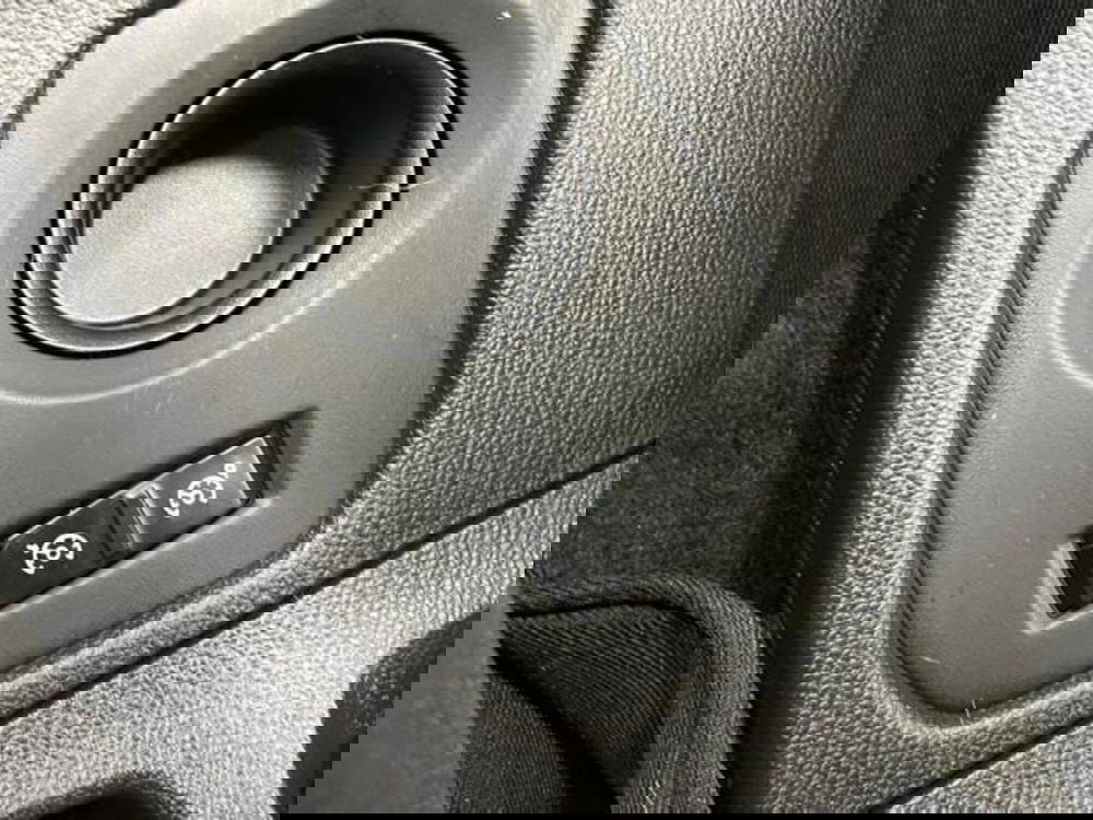 Dacia Duster usata a Como (16)