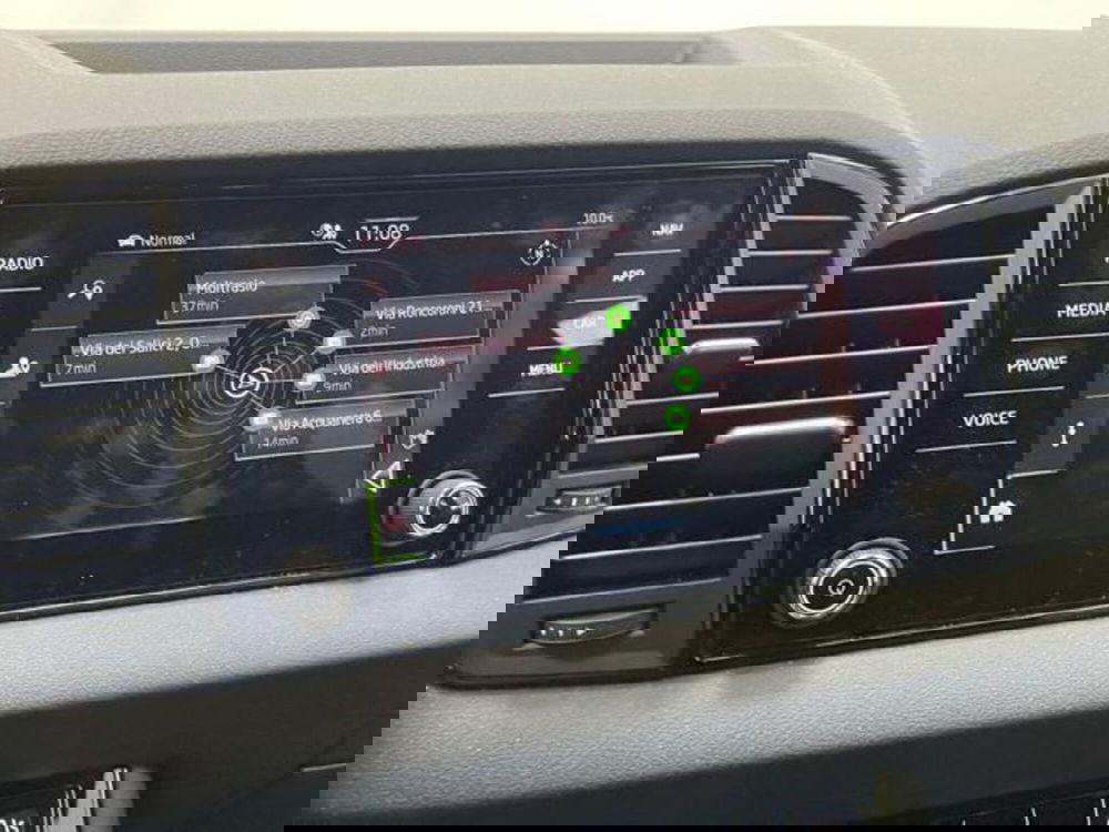 Skoda Karoq usata a Como (17)