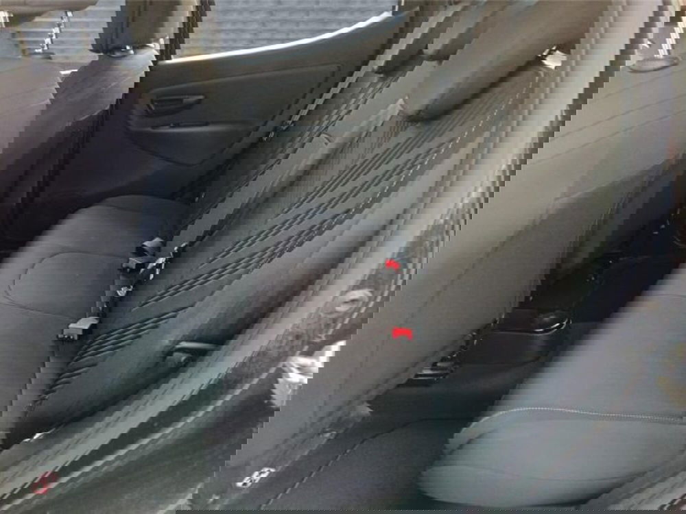 Lancia Ypsilon usata a Bari (19)