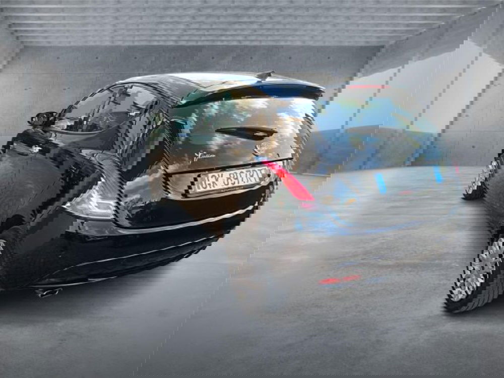 Lancia Ypsilon usata a Bari (4)