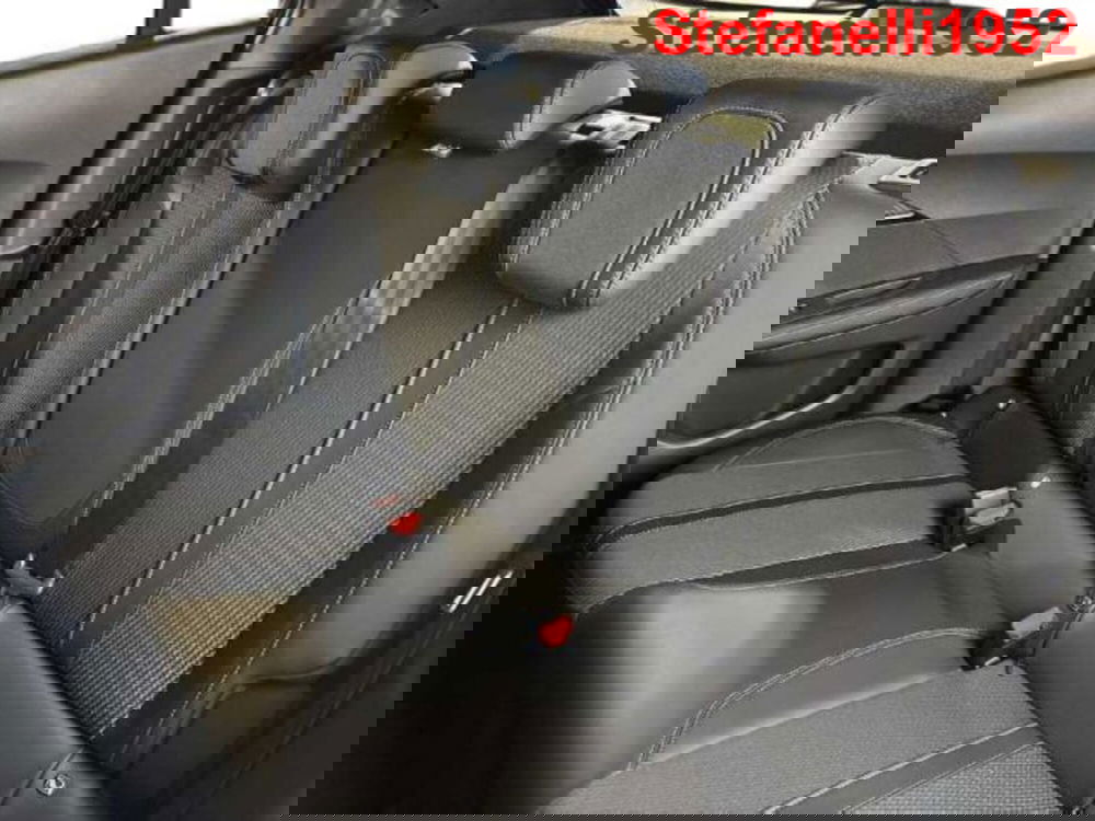 Peugeot 2008 nuova a Bologna (9)