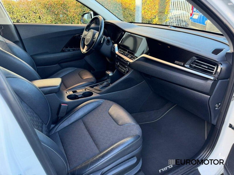 Kia Niro usata a Bari (12)