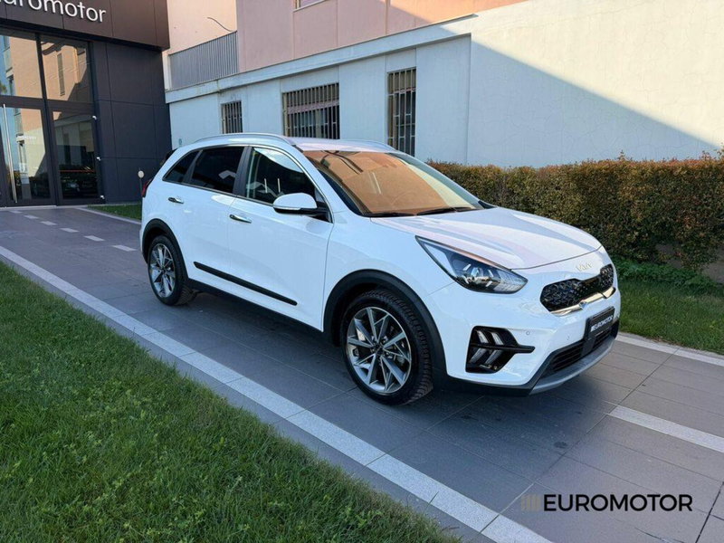 Kia Niro usata a Bari (3)