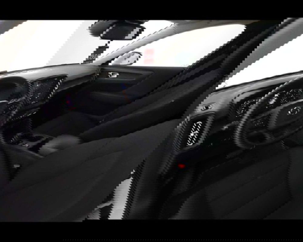 Volvo XC40 usata a Bologna (11)