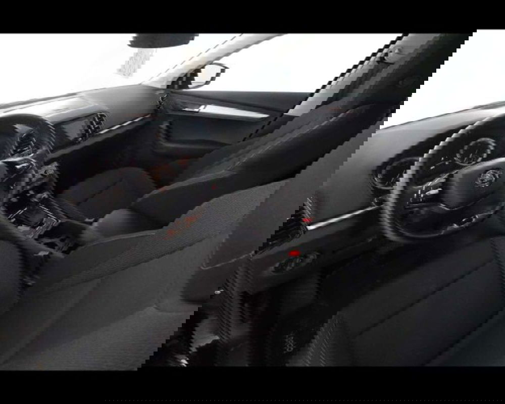 Skoda Karoq usata a Bologna (9)