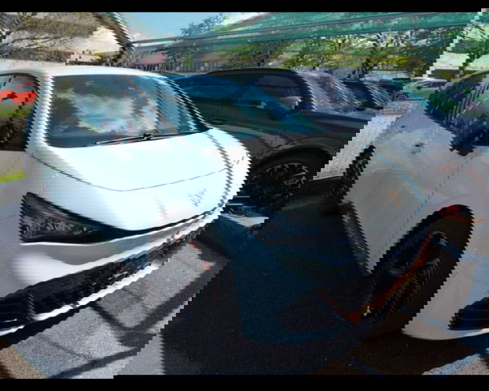 Cupra Born nuova a Bologna (4)