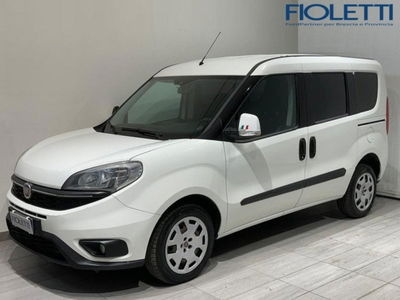 Fiat Dobl&ograve; 1.6 MJT 16V 120CV Easy del 2016 usata a Manerbio