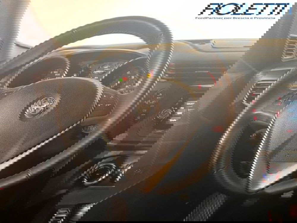 Alfa Romeo Giulietta usata a Brescia (7)