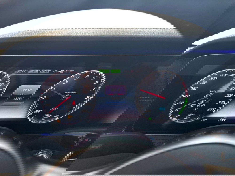 Mercedes-Benz Classe E usata a Macerata (9)