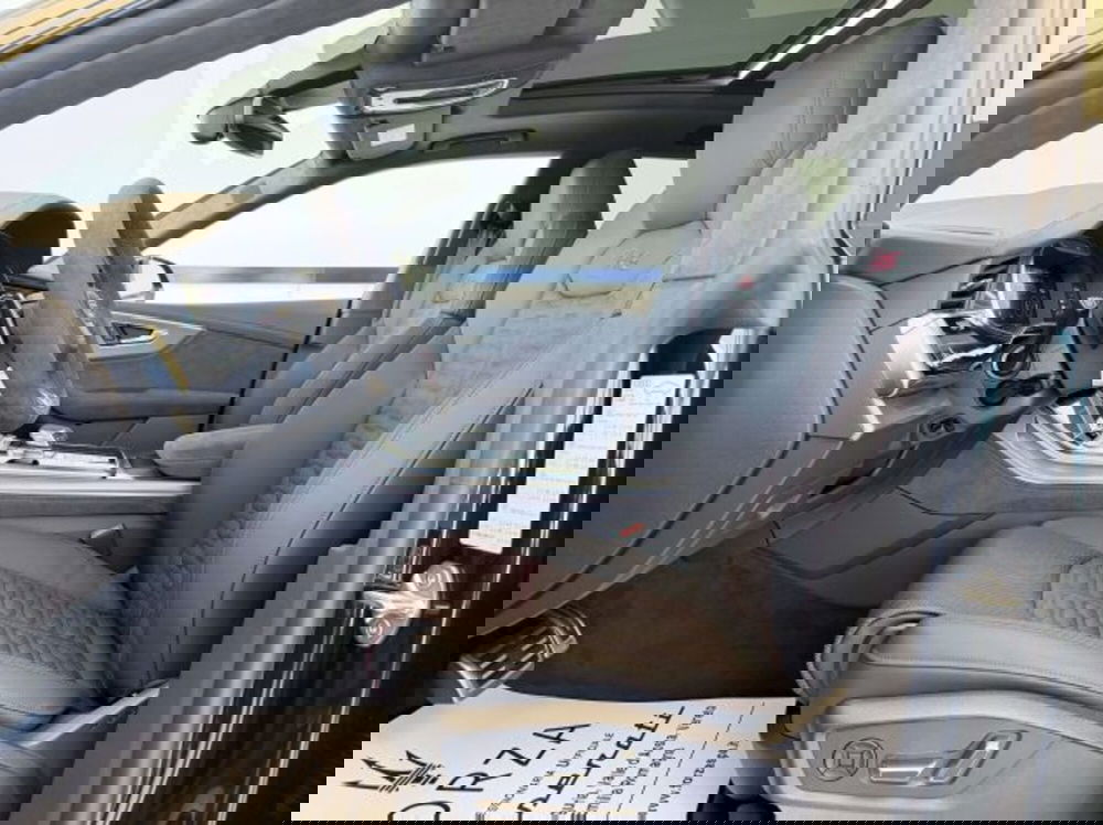 Audi RS Q8 nuova a Torino (5)