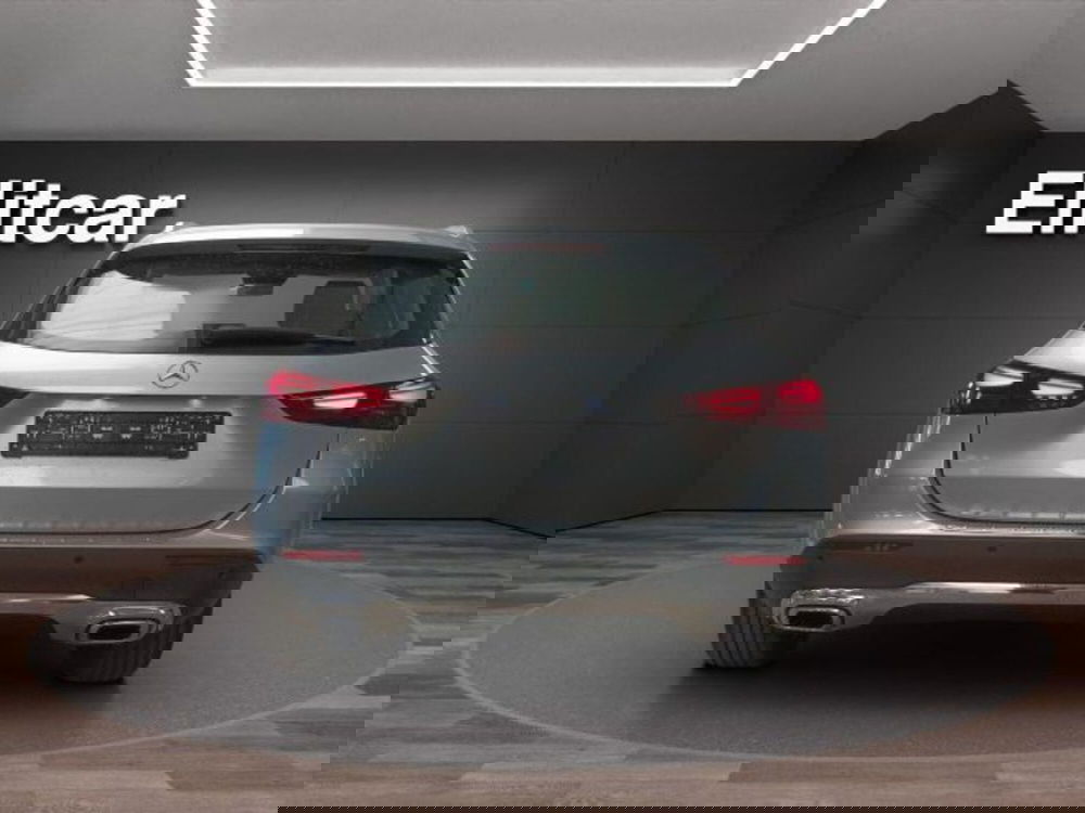 Mercedes-Benz GLA SUV usata a Novara (12)