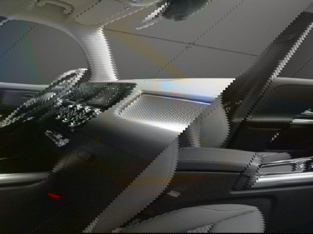 Mercedes-Benz GLA SUV usata a Novara (13)