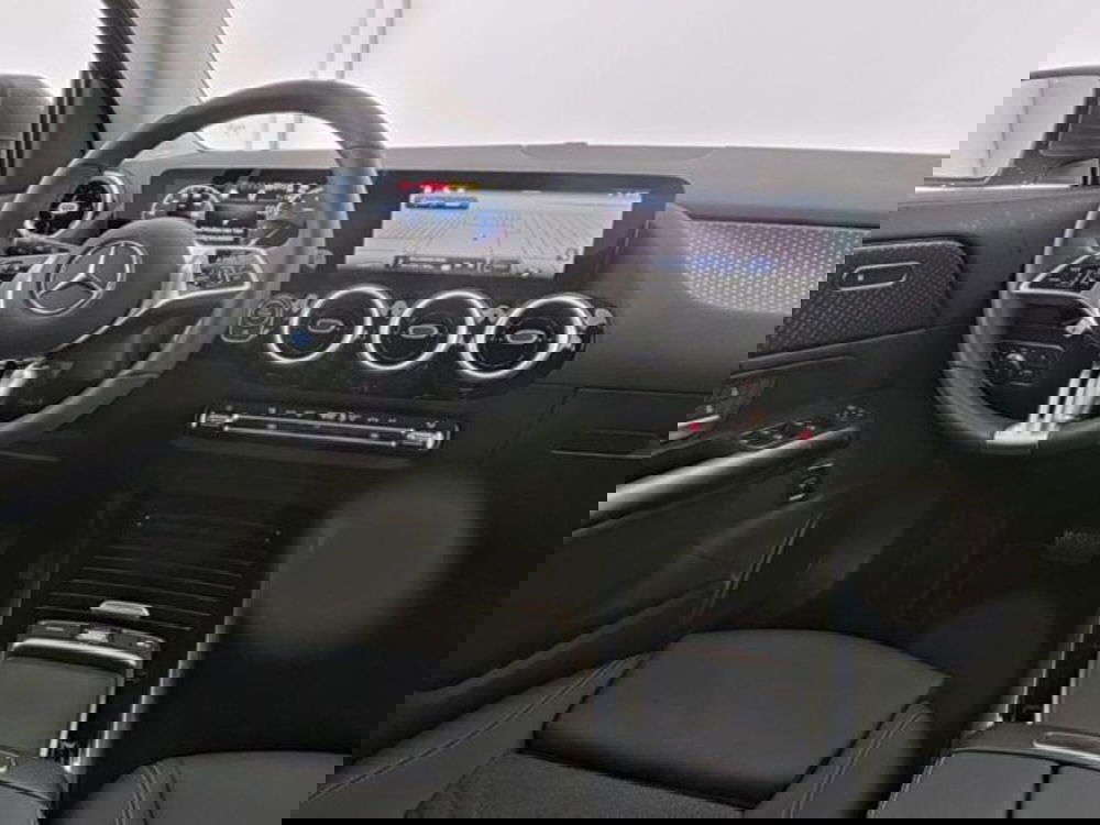 Mercedes-Benz GLA SUV usata a Novara (7)