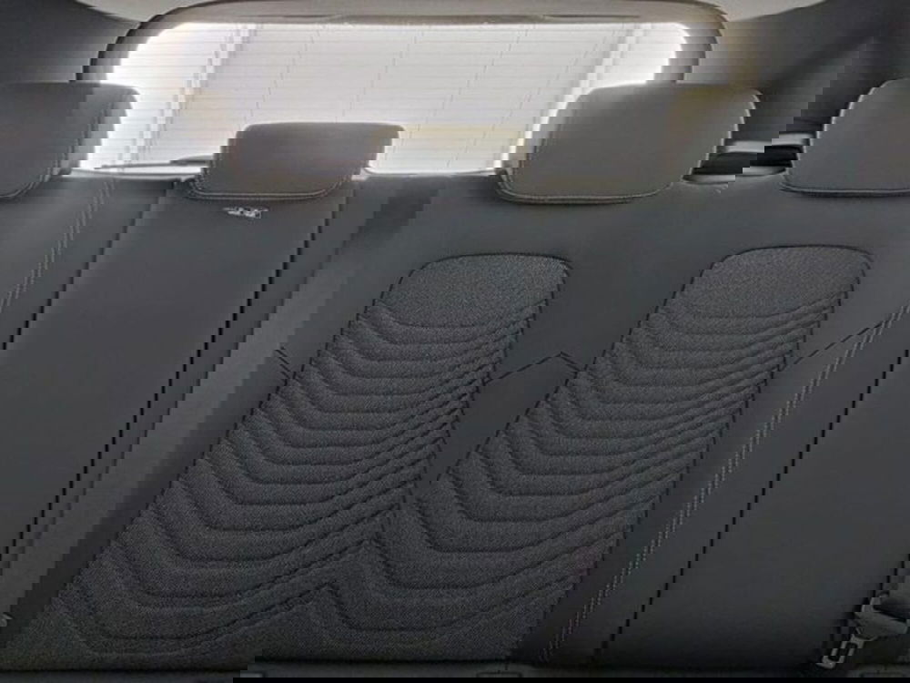 Mercedes-Benz GLA SUV usata a Novara (8)