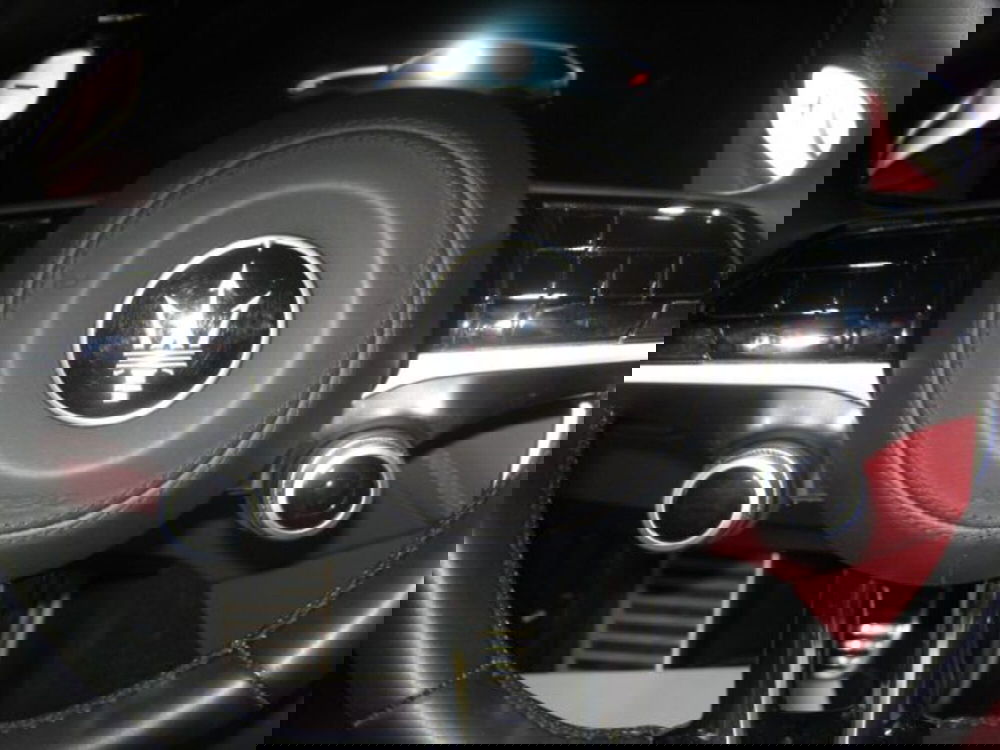 Maserati Grecale usata a Fermo (11)