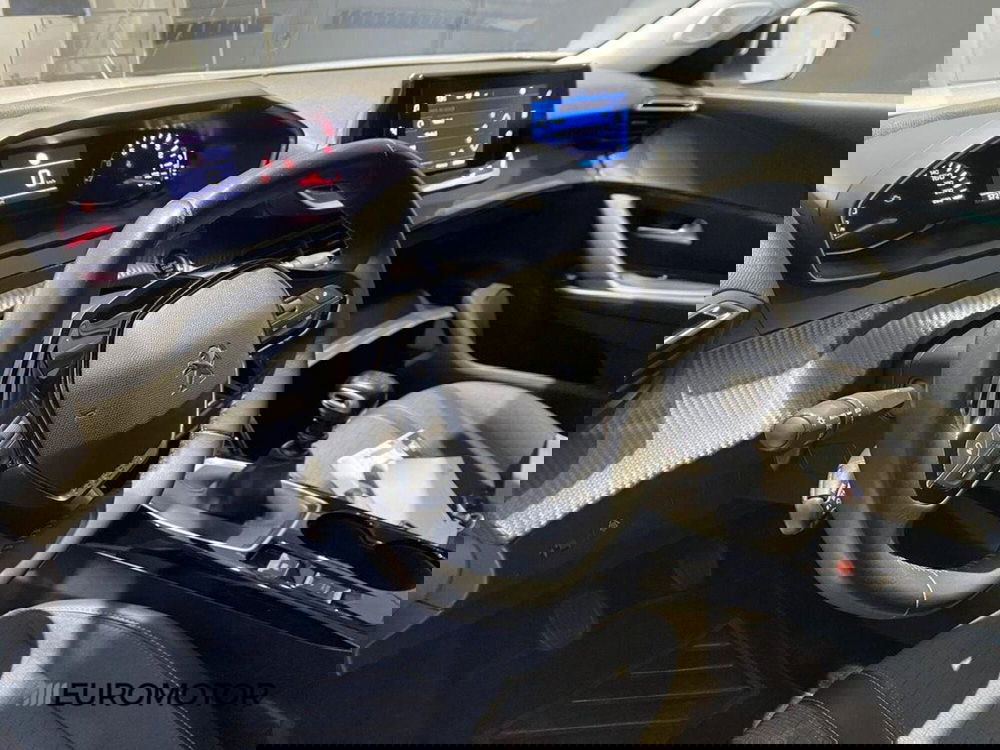 Peugeot 2008 usata a Bari (13)