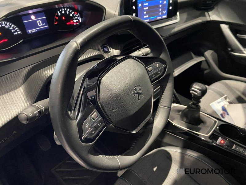 Peugeot 2008 usata a Bari (14)