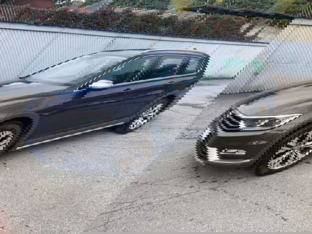 Volkswagen Passat Variant usata a Sondrio