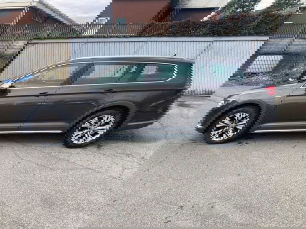 Volkswagen Passat Variant usata a Sondrio (2)
