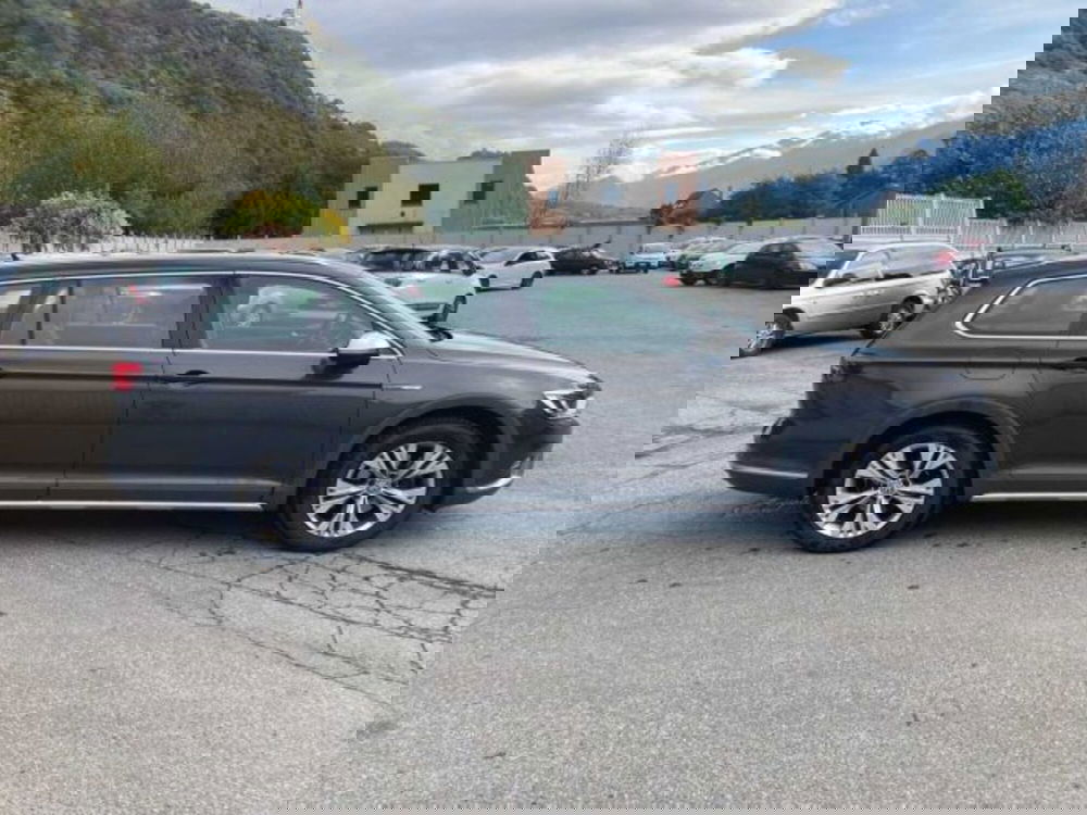 Volkswagen Passat Variant usata a Sondrio (5)
